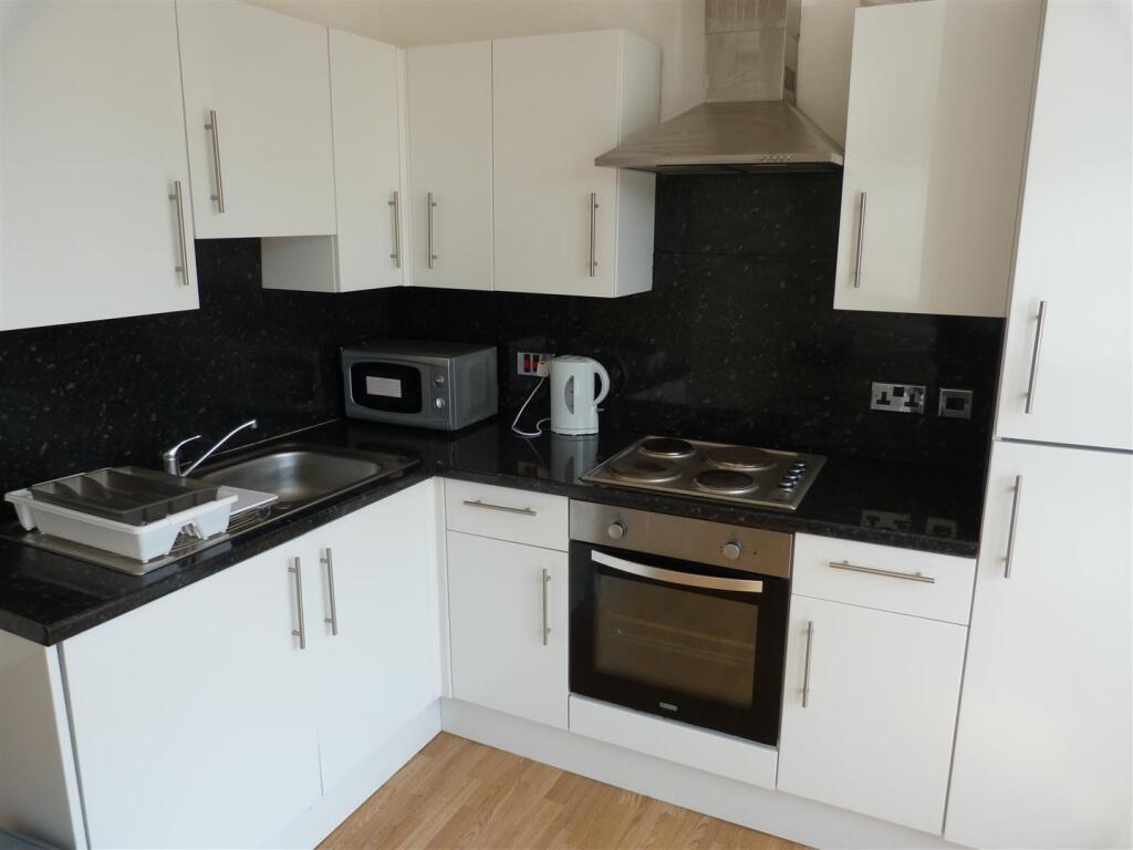 Main image of property: Colum Road, Cathays