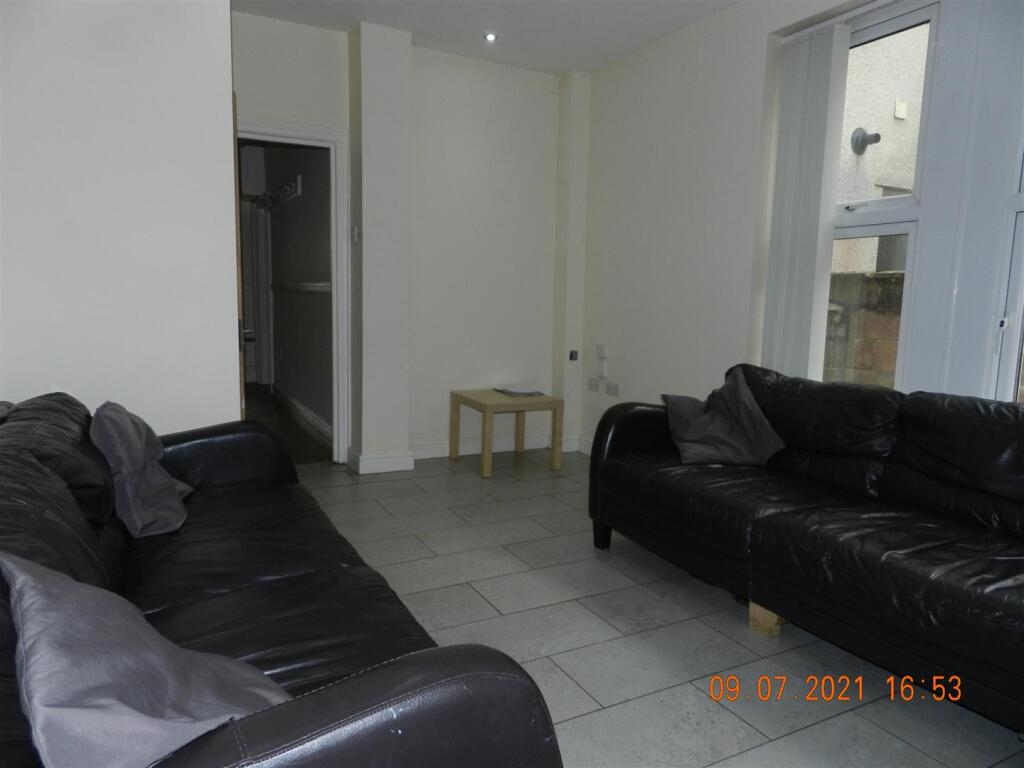 Main image of property: Colum Road, Cathays