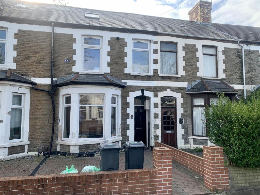 Main image of property: 3 Bed Flat, Richards Street