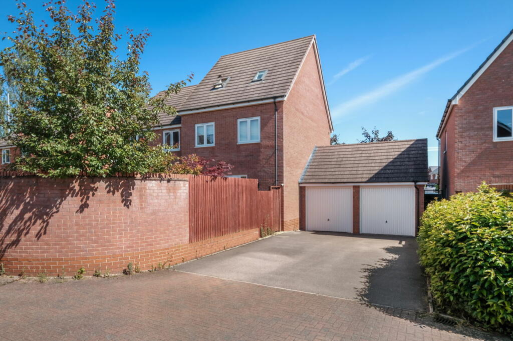 Additional property image - Fairey Street, Cofton Hackett, Birmingham, B45 8GW