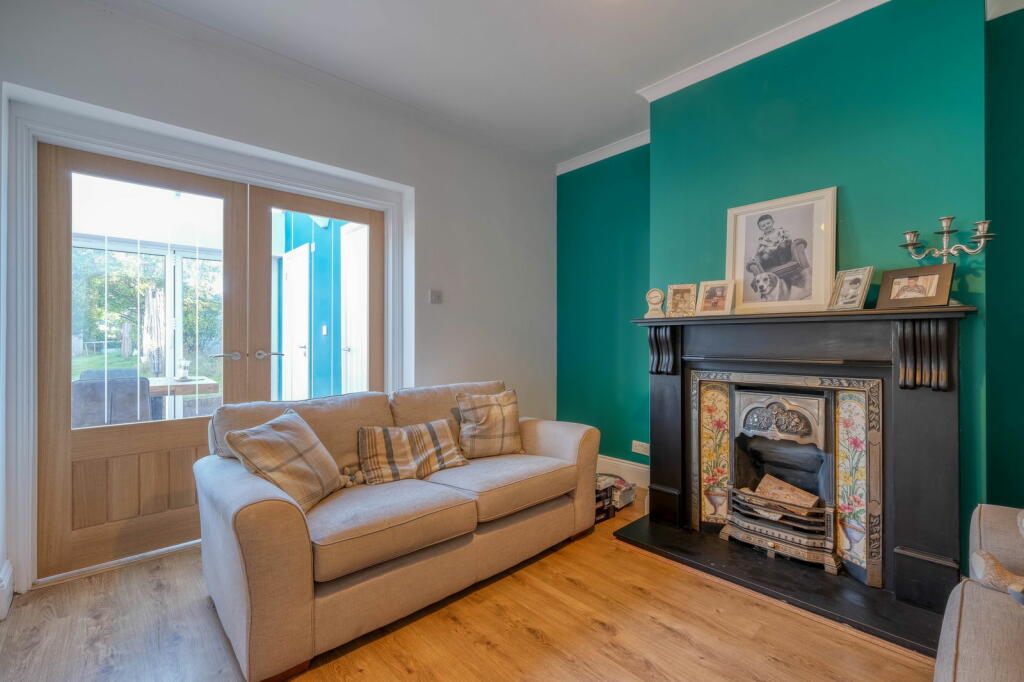 Additional property image - St. Godwalds Road, Aston Fields, Bromsgrove, B60 3BW