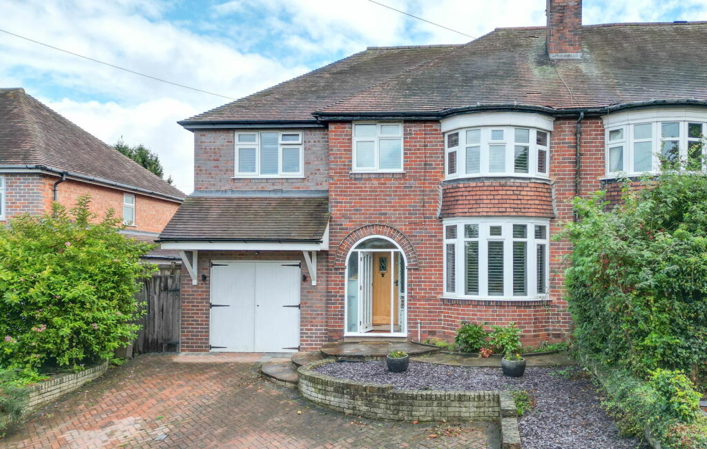 Additional property image - St. Godwalds Road, Aston Fields, Bromsgrove, B60 3BW