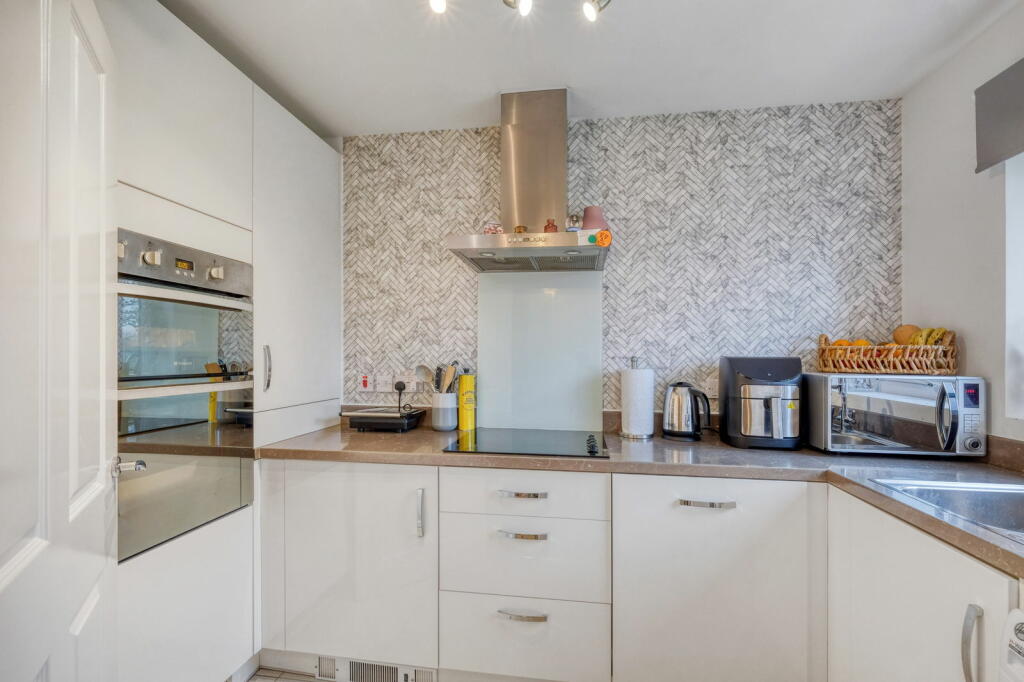 Additional property image - Blue Gate Lane, Northfield, Birmingham, B31 5EX