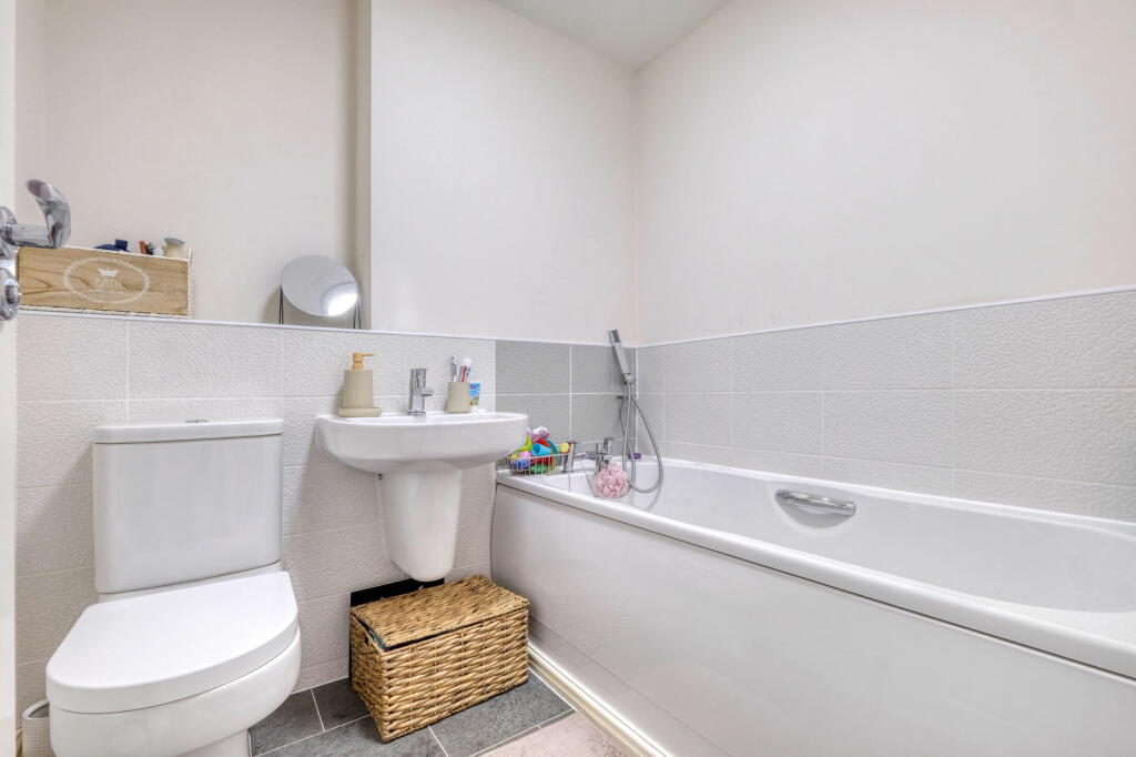 Additional property image - Blue Gate Lane, Northfield, Birmingham, B31 5EX