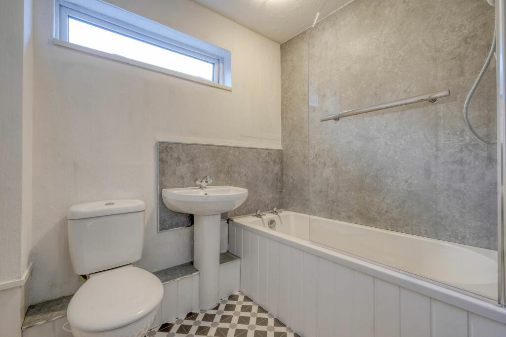 Additional property image - Spenser Walk, Catshill, Bromsgrove, B61 0NE