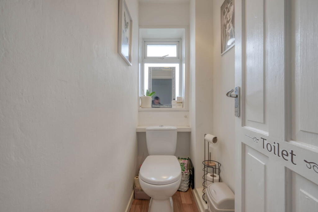 Additional property image - Foxwalks Avenue, Charford, Bromsgrove, B61 7ND