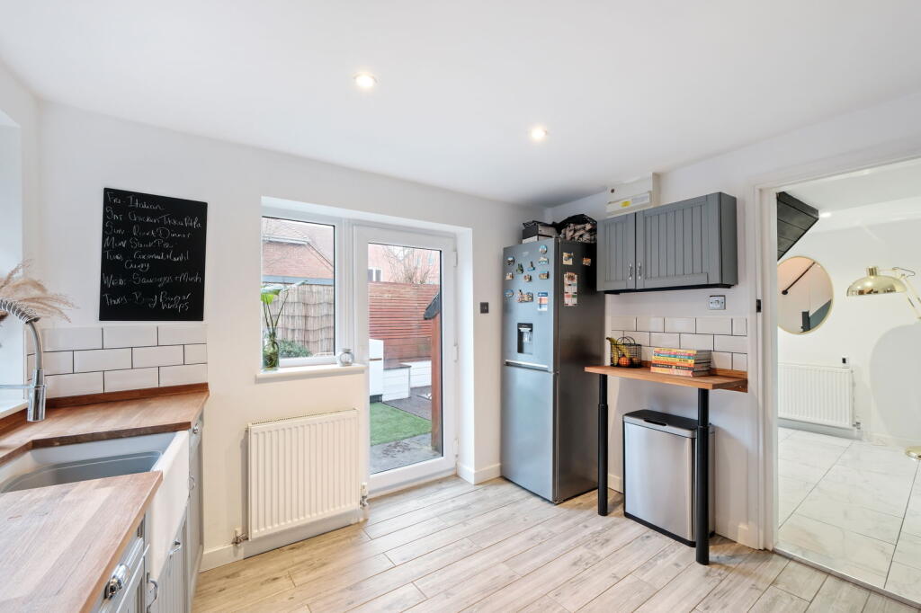 Additional property image - Golden Cross Lane, Catshill, Bromsgrove, B61 0LG