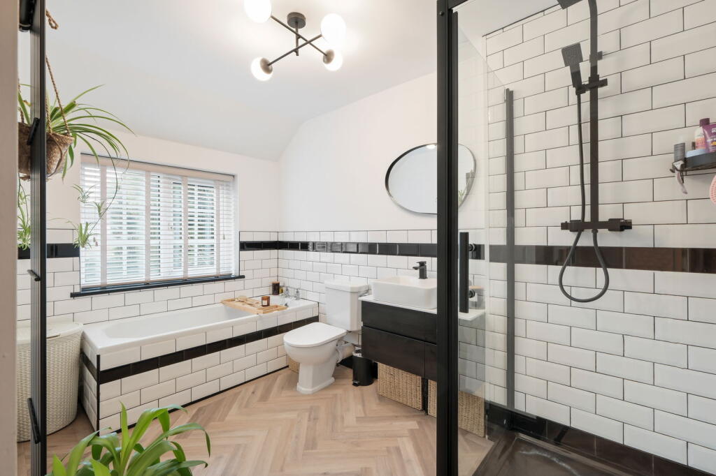 Additional property image - Golden Cross Lane, Catshill, Bromsgrove, B61 0LG
