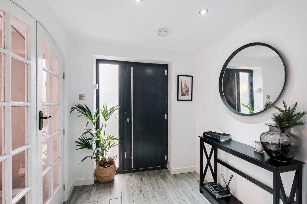 Additional property image - Golden Cross Lane, Catshill, Bromsgrove, B61 0LG