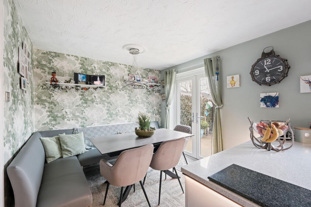 Additional property image - Sandown Drive, Catshill, Bromsgrove, B61 0SD
