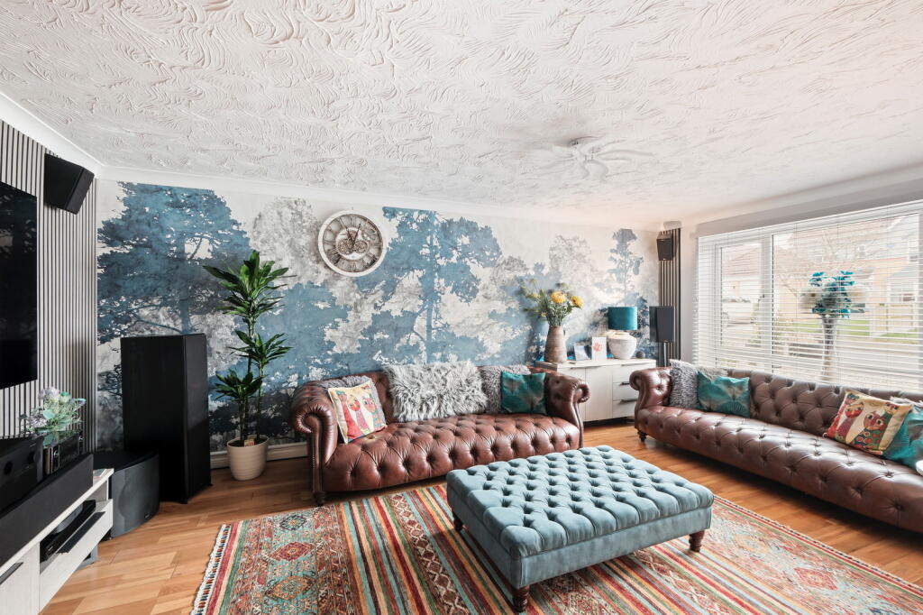 Additional property image - Sandown Drive, Catshill, Bromsgrove, B61 0SD