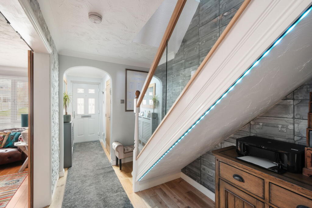 Additional property image - Sandown Drive, Catshill, Bromsgrove, B61 0SD