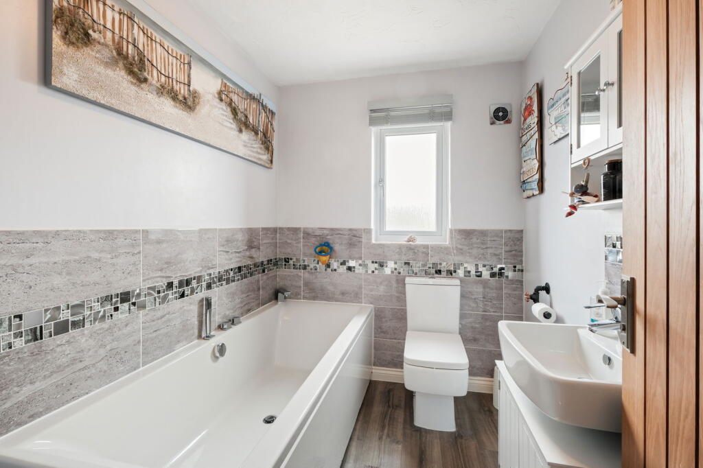 Additional property image - Sandown Drive, Catshill, Bromsgrove, B61 0SD