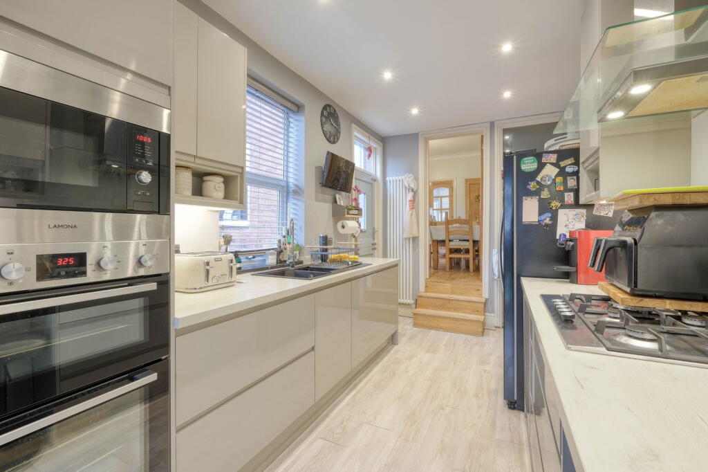 Additional property image - Midland Road, Cotteridge, Birmingham, B30 2EY