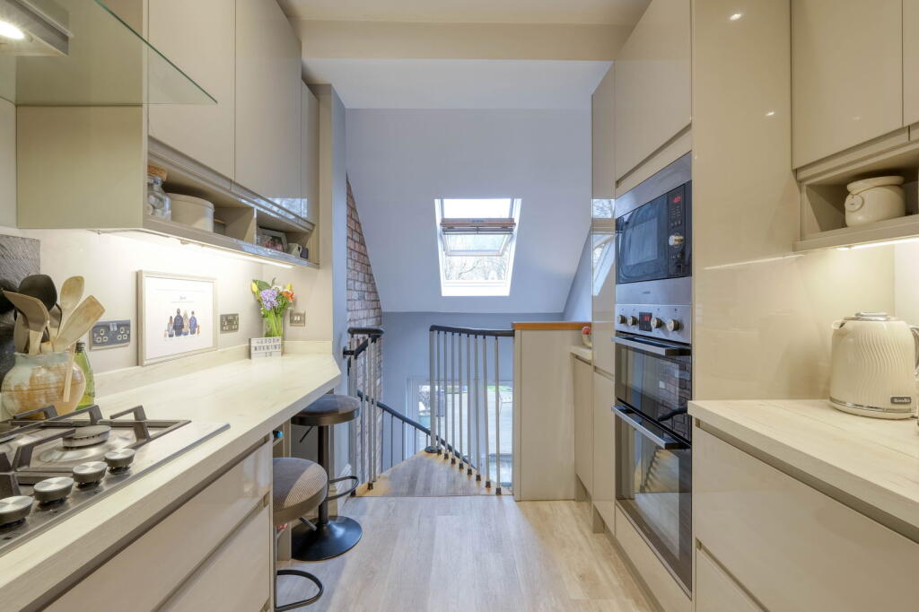 Additional property image - Midland Road, Cotteridge, Birmingham, B30 2EY