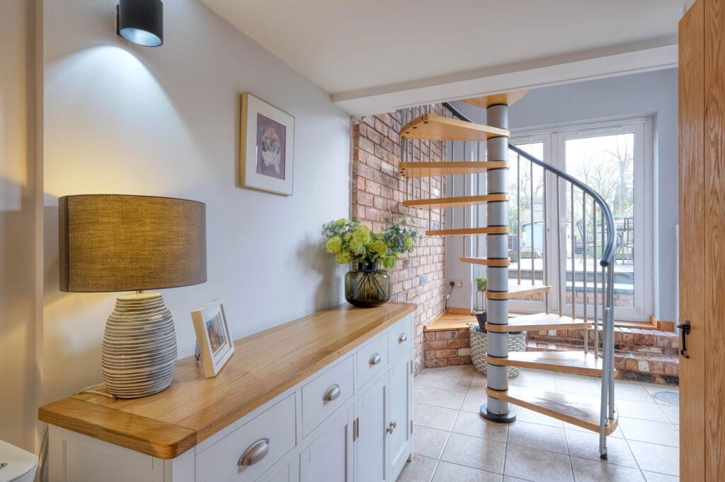 Additional property image - Midland Road, Cotteridge, Birmingham, B30 2EY
