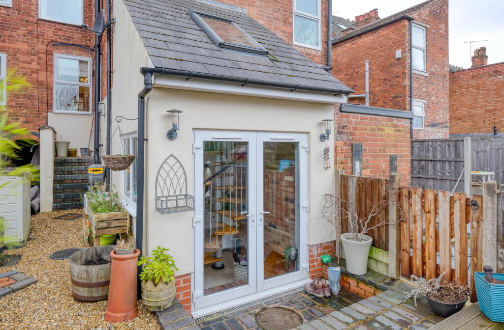 Additional property image - Midland Road, Cotteridge, Birmingham, B30 2EY