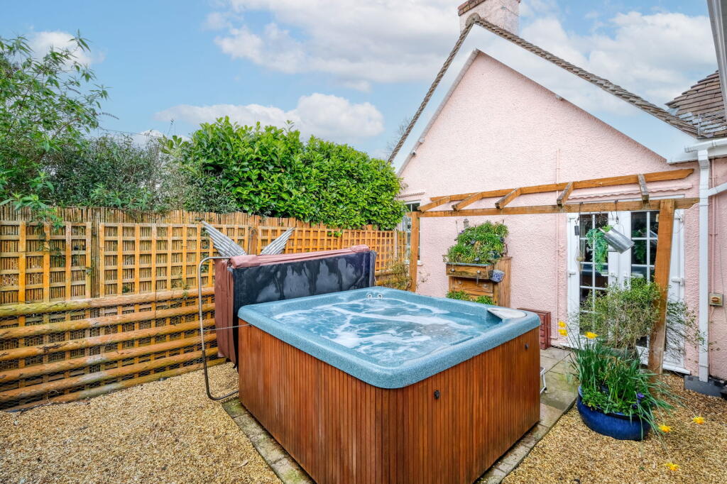 Additional property image - Bromsgrove Road, Hunnington, Halesowen, B62 0JW