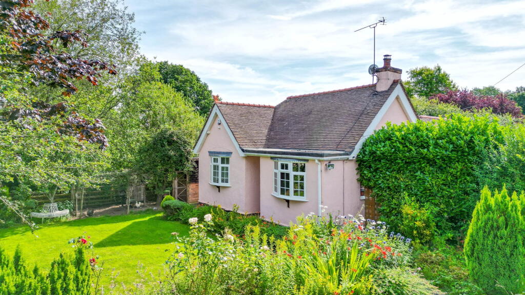 Additional property image - Bromsgrove Road, Hunnington, Halesowen, B62 0JW