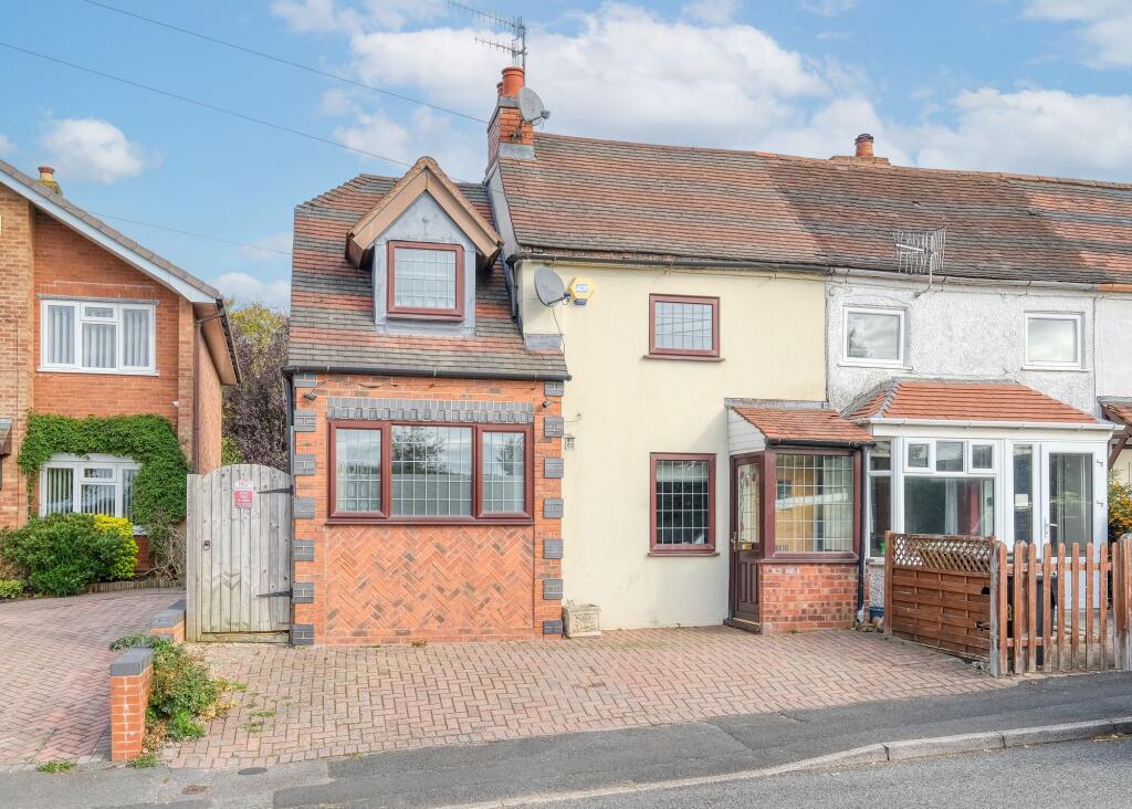Main image of property: Barley Mow Lane, Catshill, B61