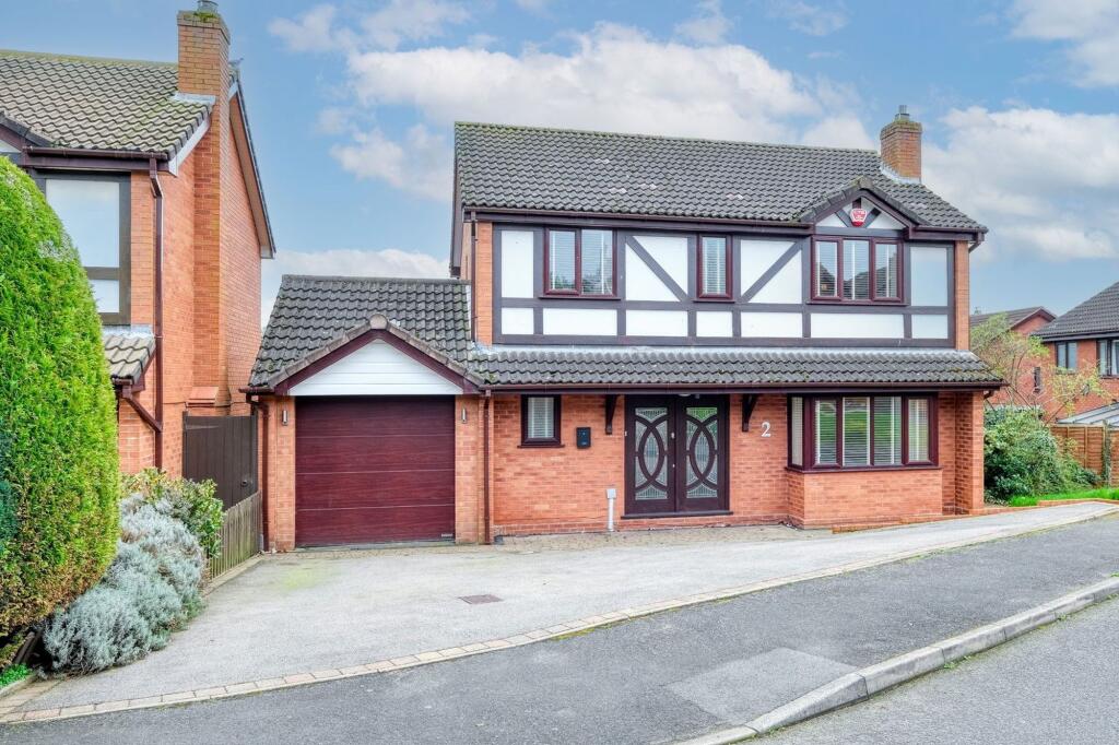 Main image of property: Hillview Close, Lickey End, B60