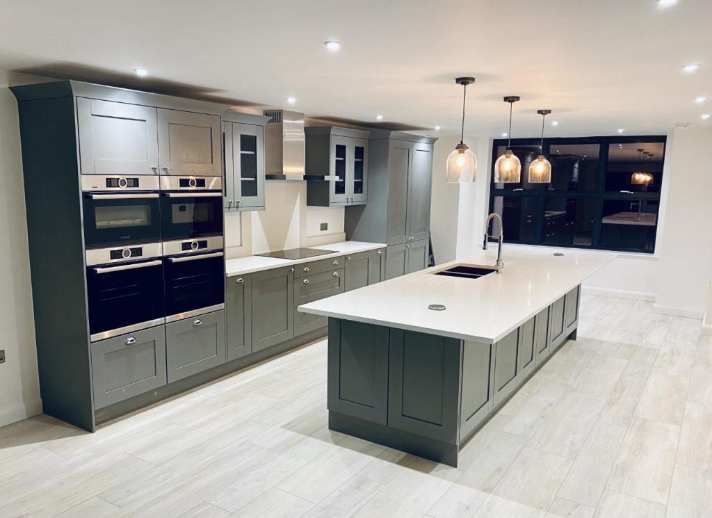 4 bedroom detached house for sale in New Lane, Skelmanthorpe