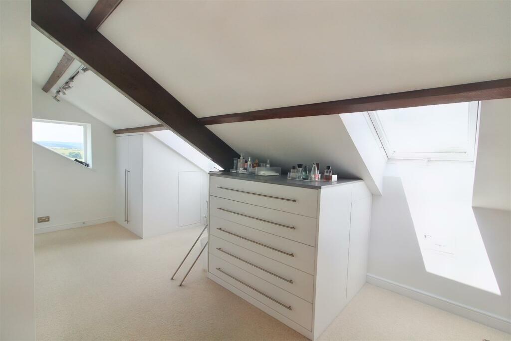 4 bedroom detached house for sale in Gatehead Lane, Hepworth, Holmfirth