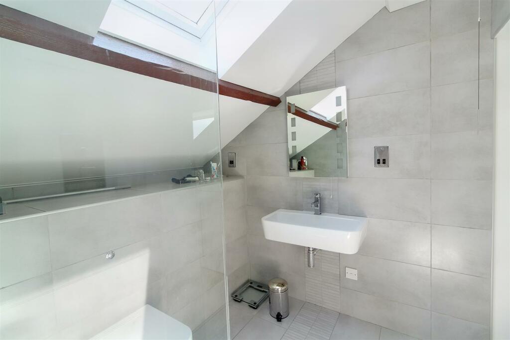 4 bedroom detached house for sale in Gatehead Lane, Hepworth, Holmfirth