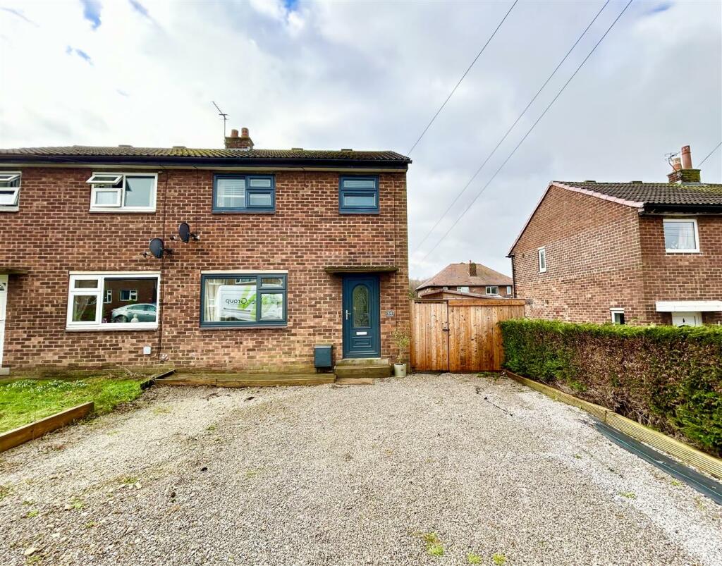 2 bedroom semidetached house for sale in Fairfield Rise, Kirkburton, Huddersfield, HD8 0SS, HD8