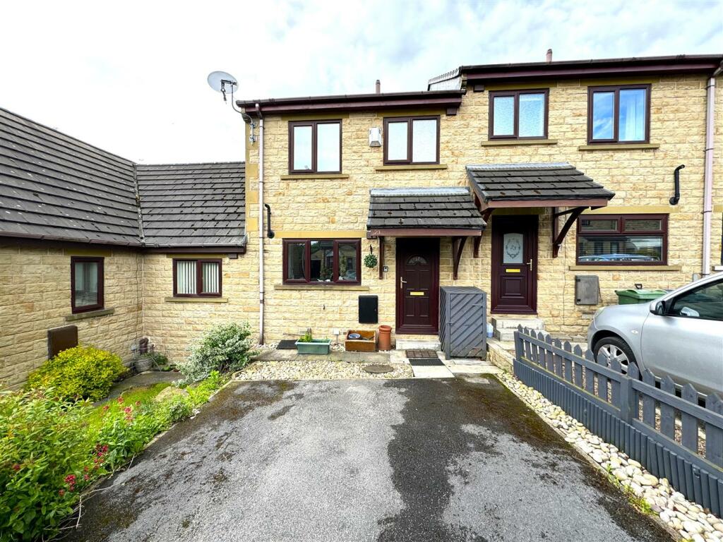 2 bedroom terraced house for sale in Score Croft, Skelmanthorpe ...