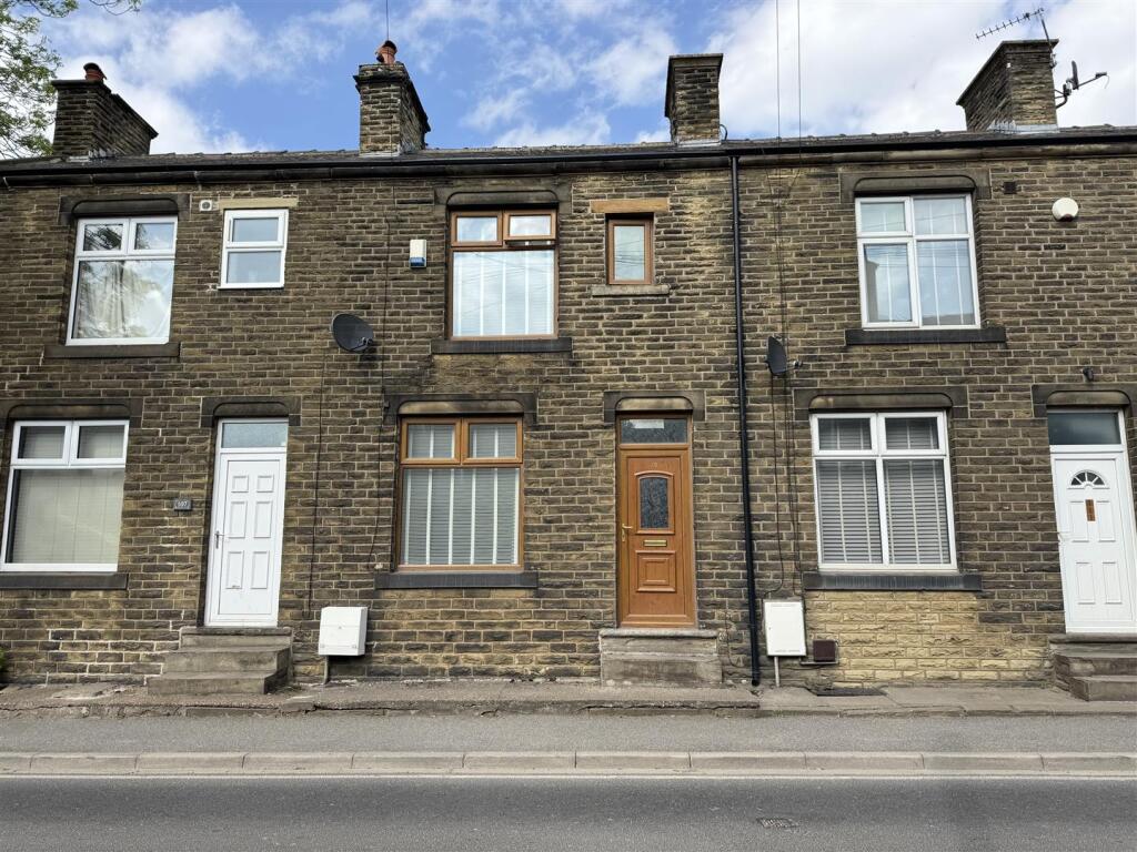 Main image of property: Commercial Road, Skelmanthorpe, HD8 9DX