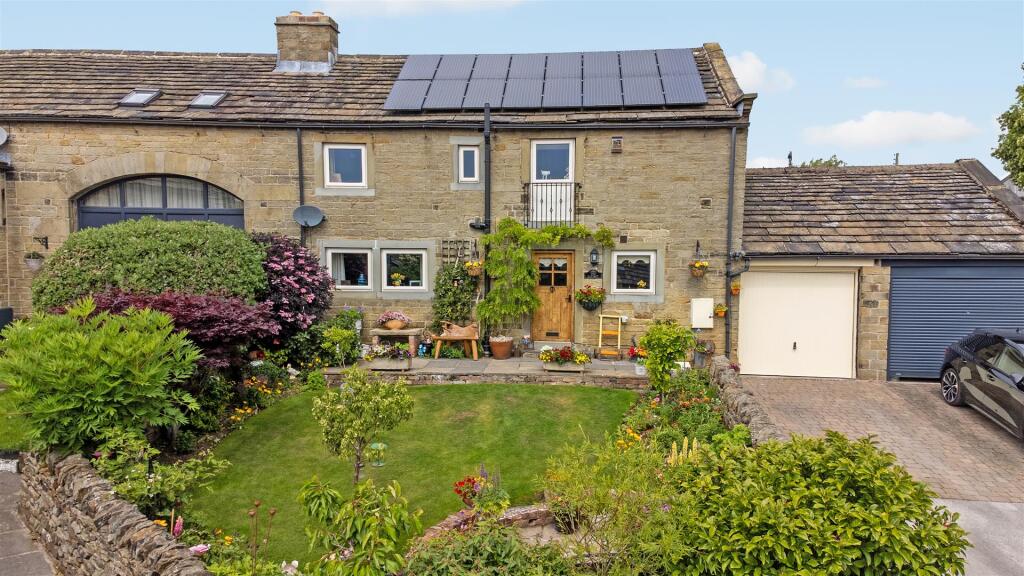 Main image of property: Lane Head Farm, Park Lane, Upper Cumberworth, HD8 8NP