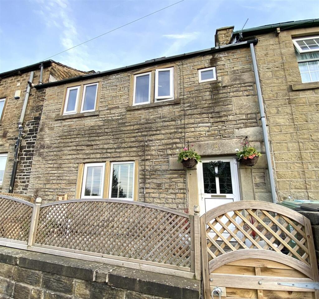 Main image of property: Elm Street, Skelmanthorpe, HD8 9BH