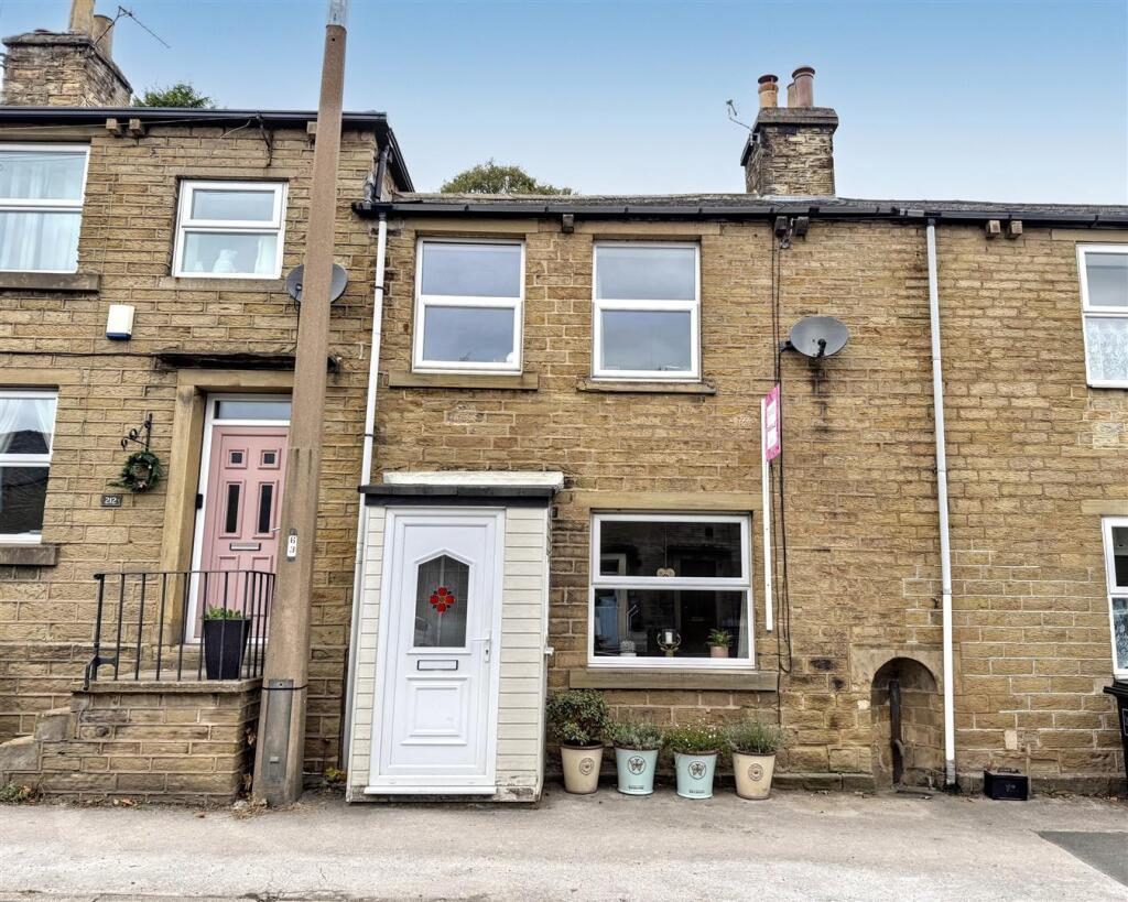 Main image of property: Wakefield Road, Denby Dale, Huddersfield, HD8 8SZ
