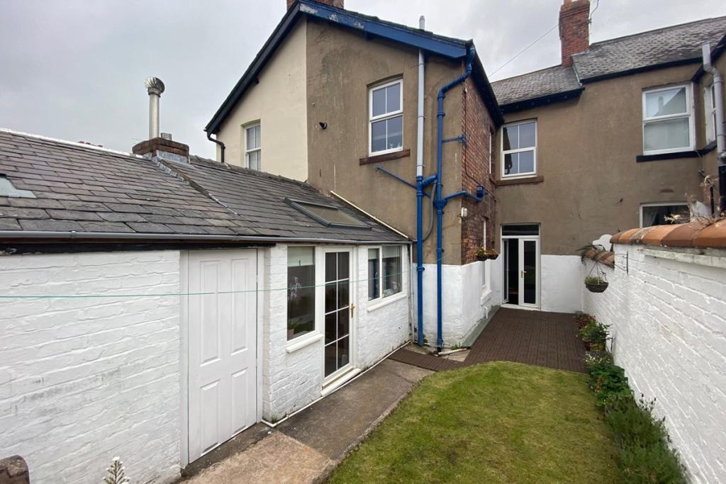 4 bedroom terraced house for sale in Etterby Street, Carlisle, Cumbria