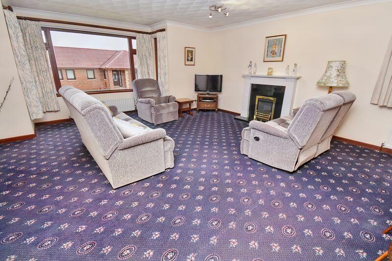 3 bedroom detached bungalow for sale in Auchinvole Crescent, Kilsyth, G65