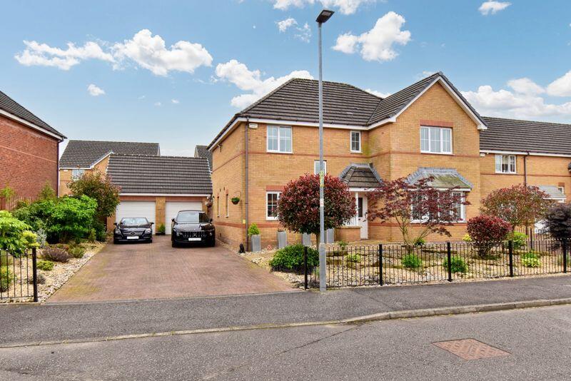 5 bedroom detached house for sale in Mosswater Wynd, Cumbernauld, G68