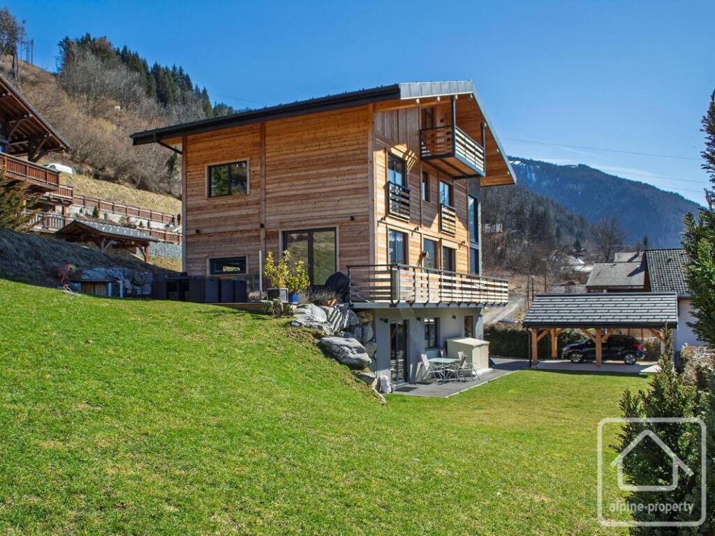 Main image of property: Rhone Alps, Haute-Savoie, Montriond