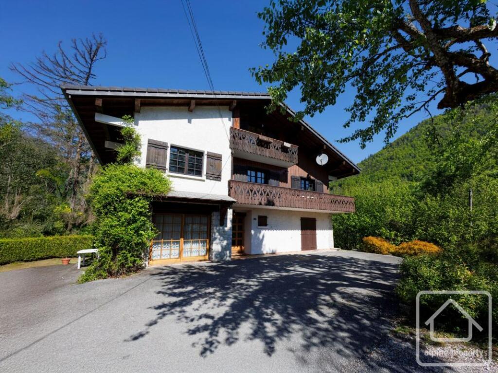 Main image of property: Rhone Alps, Haute-Savoie, Montriond