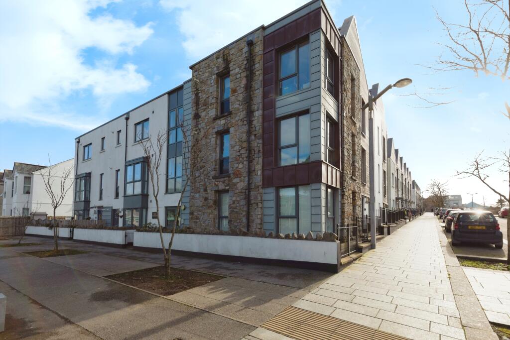 Main image of property: Pool, Redruth
