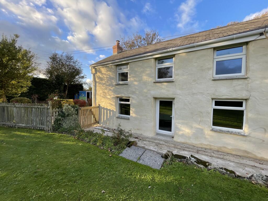 Main image of property: Parc Erissey