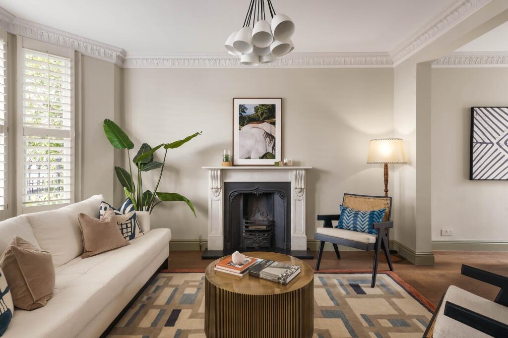Main image of property: Victoria Gardens, 
Notting Hill, W11