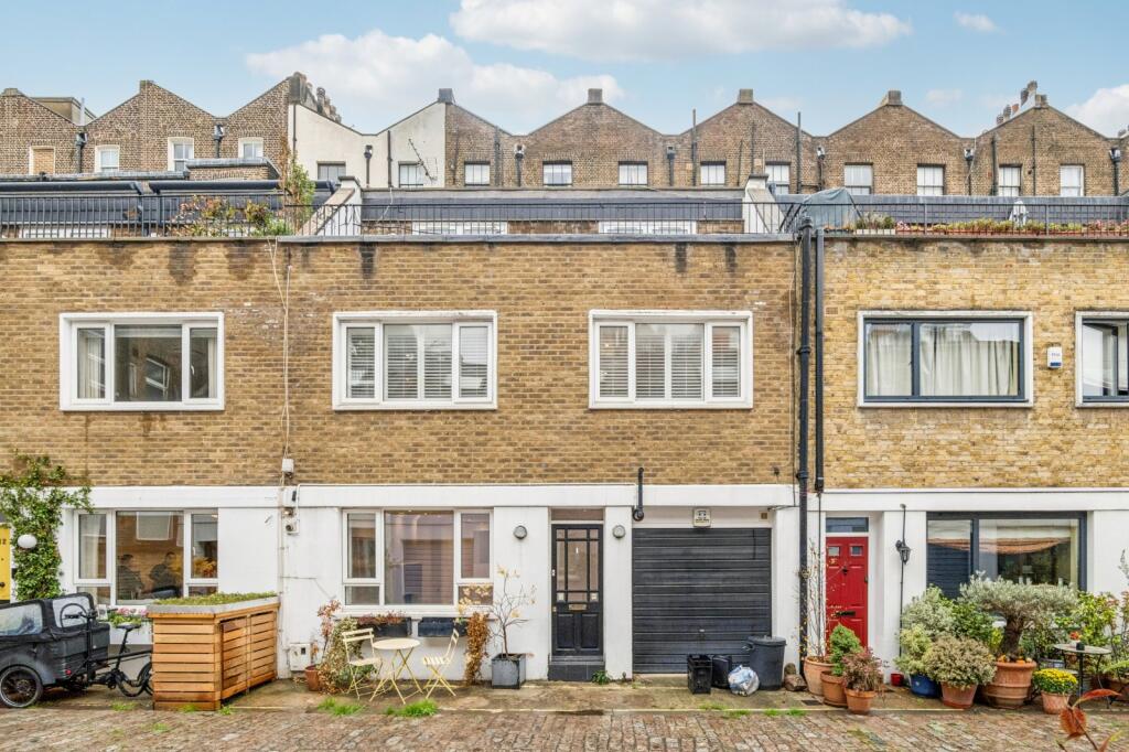 Main image of property: Queens Mews,
Notting Hill, W2