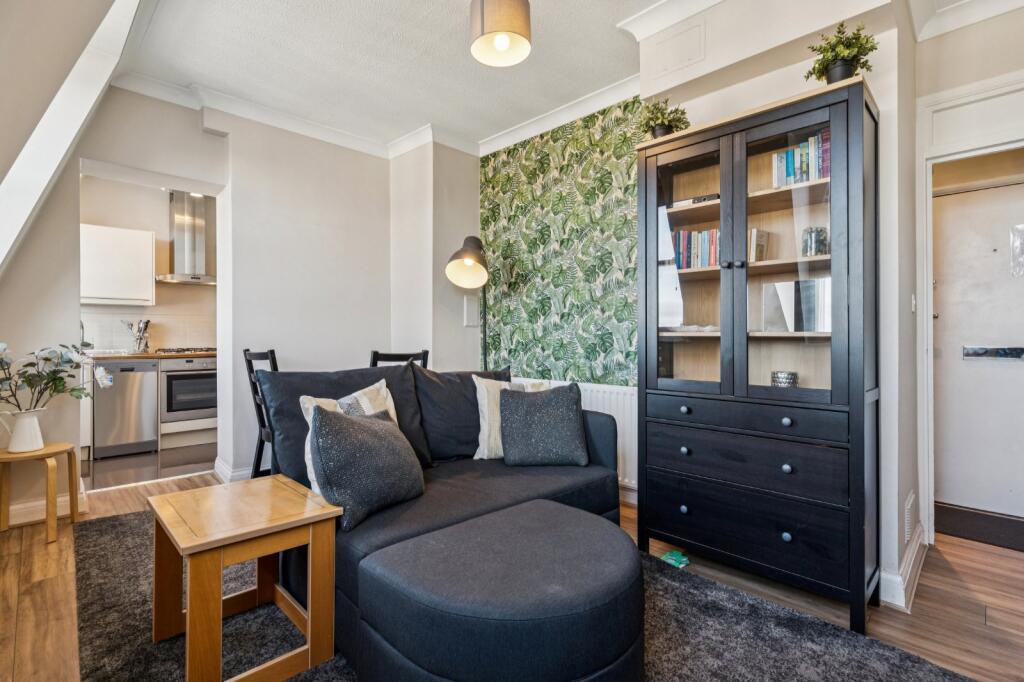 Main image of property: Radford House,
1 Pembridge Gardens, W2