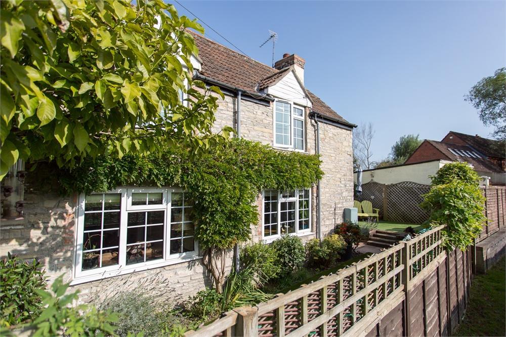 3 bedroom cottage for sale in 2 The City, The Causeway, MARK