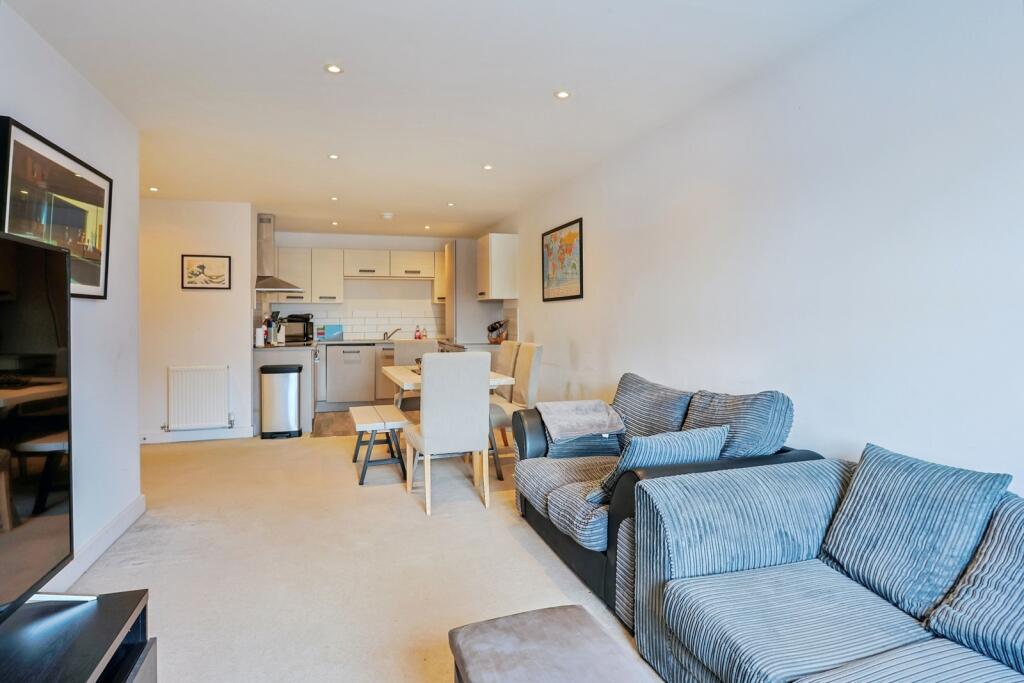 Main image of property: Bournemouth Road, POOLE, Dorset, BH14