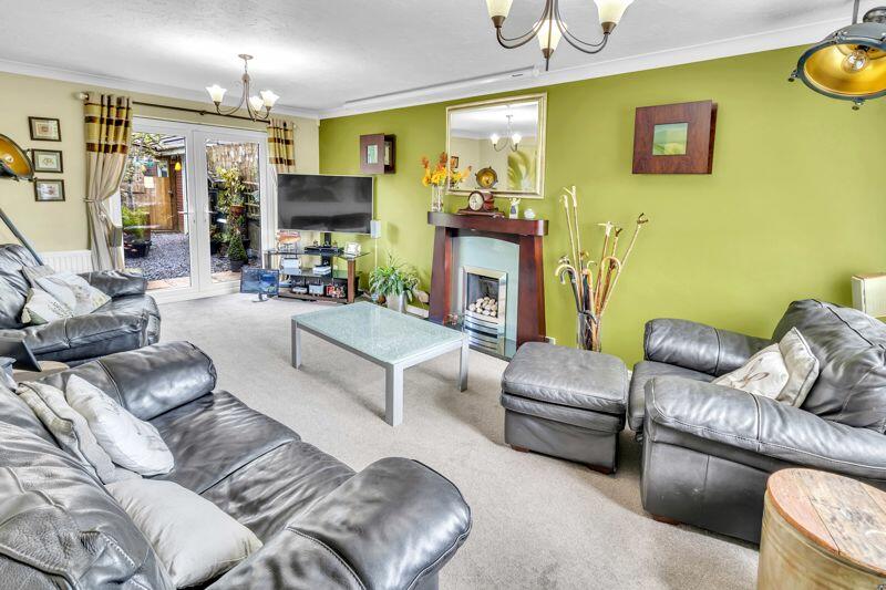 4 bedroom detached house for sale in Tarnside Close, Rochdale OL16 2QD