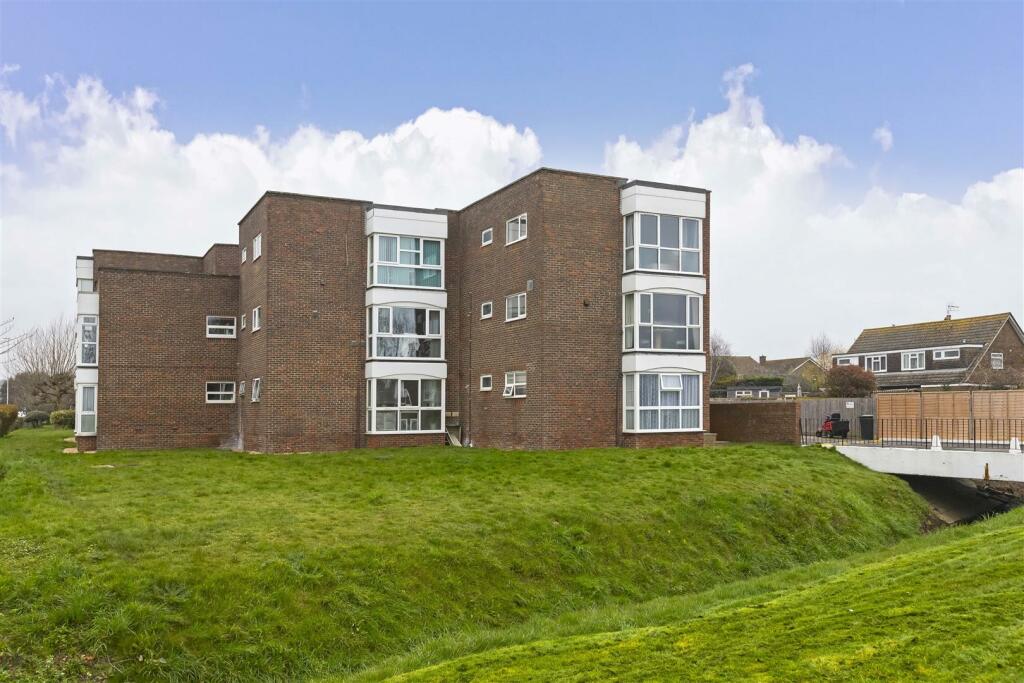 2 bedroom apartment for sale in The Strand, Goring, BN12