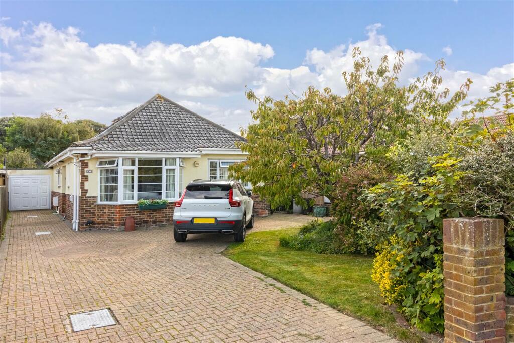 4 bedroom detached bungalow for sale in Bury Drive, GoringBySea