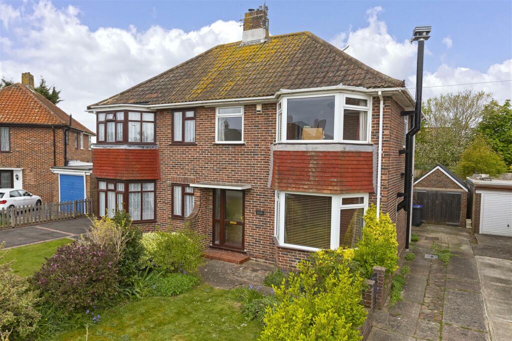 3 bedroom semidetached house for sale in Ringmer Road, Worthing, BN13
